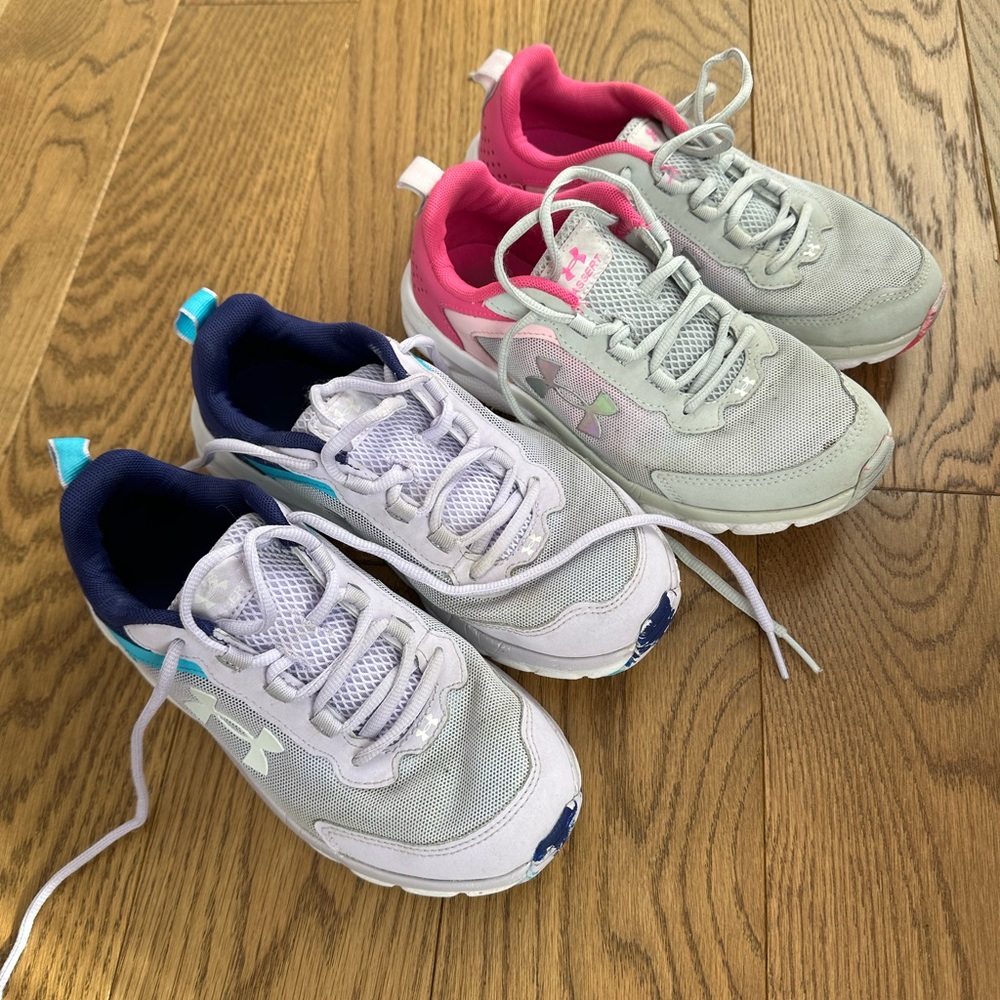 Girls running shoes